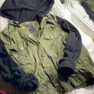 Light button jacket
